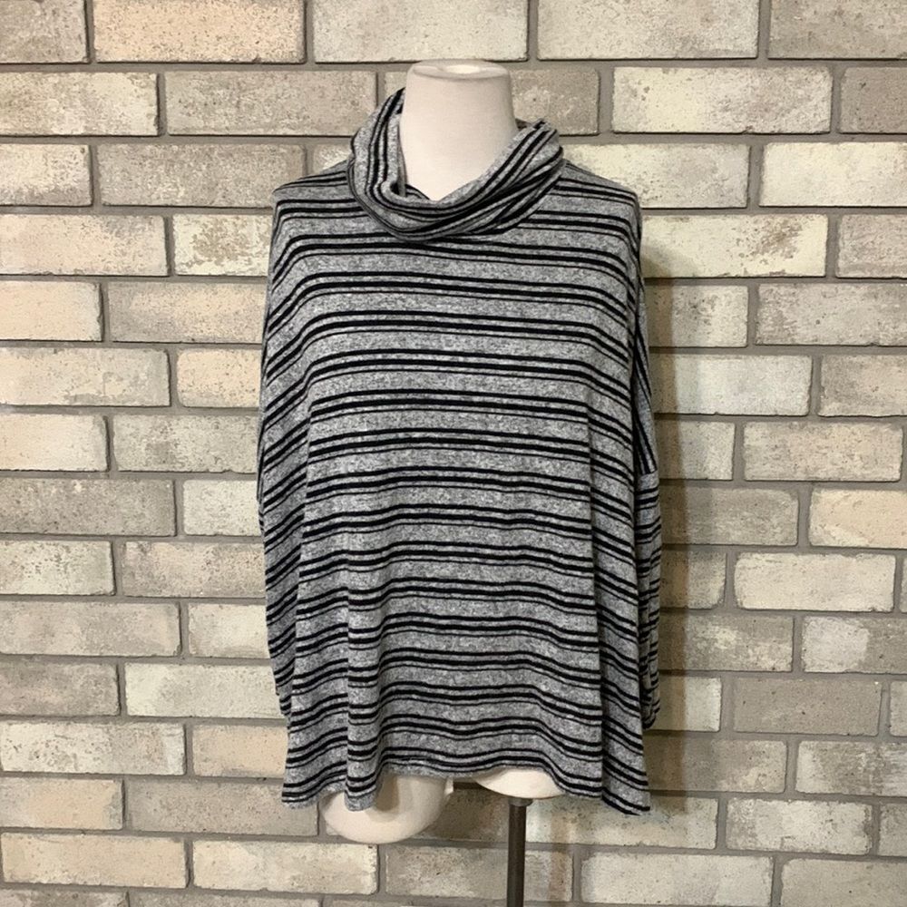 3for$20 sweater small